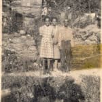 Vera Lewis and her parents at the Collins cottage in Waterford VA
